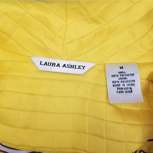 Laura Ashley quilted full zip blazer cute inside lining material Women's medium - Picture 3 of 7